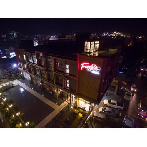 Travelite Express Hotel