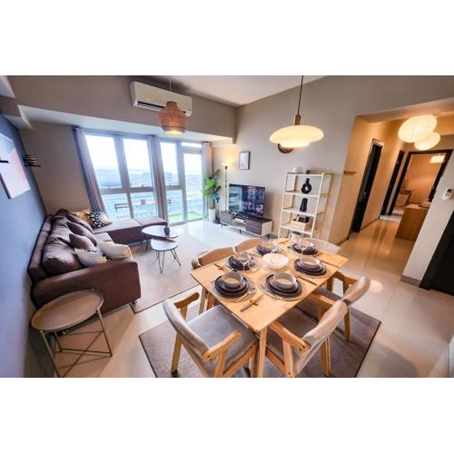 Travellers Haven 3br BGC, Bathtub, XBOX, 200mbps