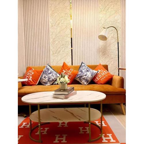 Trees Residence One Seven Suite