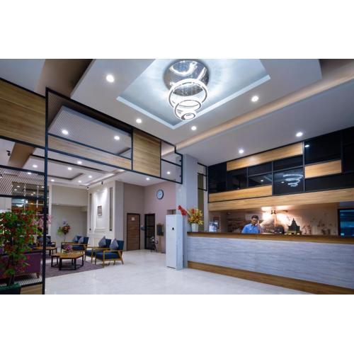 Triizz Hotel Semarang