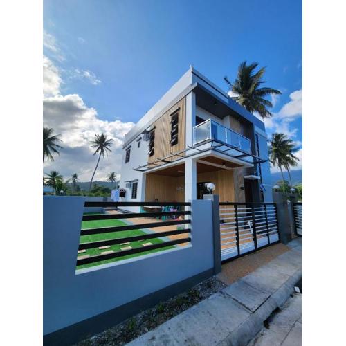 Triple J Villa Puerto Galera