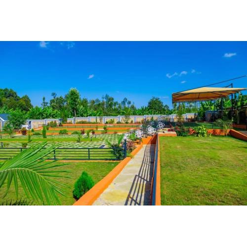 TRIPLINQ HOTEL & RESORT Nkubu- Meru