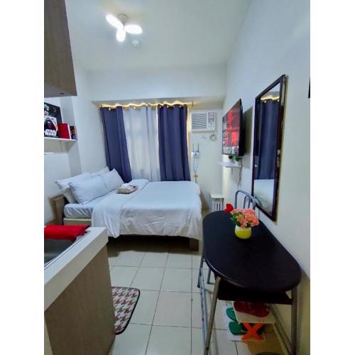 Trisha's Condotel Urban Deca Tower Edsa