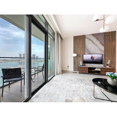 Trophy - 1BR Beachfront Retreat w Lagoon Views