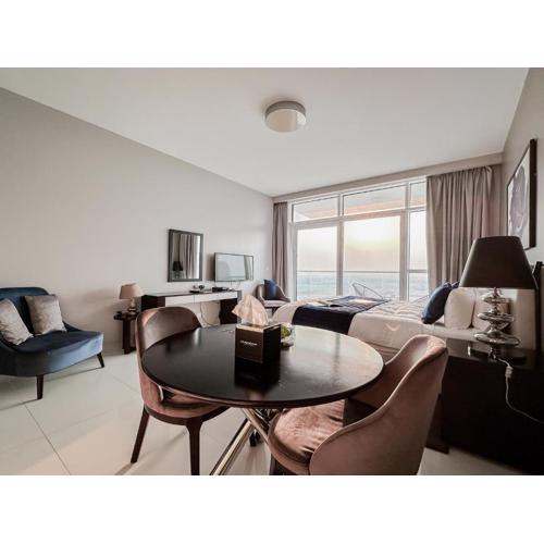 Trophy Stays - Peaceful Golf side Escape Studio - Damac Hills