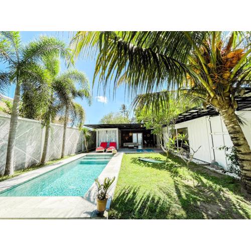 Tropical 2BR Escape & Walk to Selong Belanak Beach