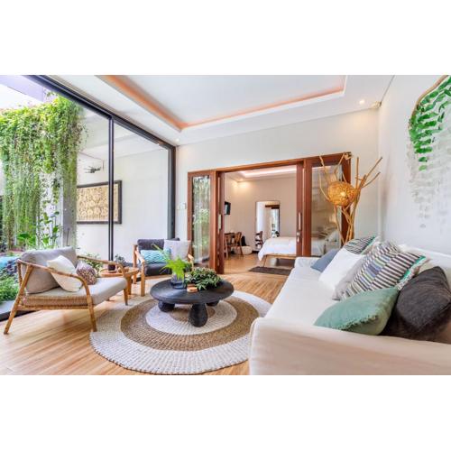 Tropical 2BR Villa with Private Pool in Canggu