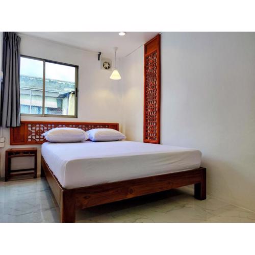 Tropical Apartments 8 Explore Bangkok MRT Lumpini