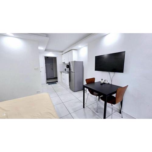 Tropical Garden A Studio