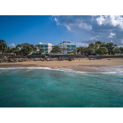 Tropical Gem by the Sea