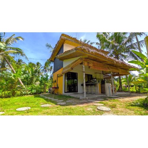 Tropical Haven with Dedicated Office Space in Siargao
