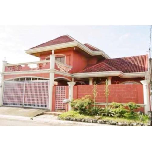 Tropical house