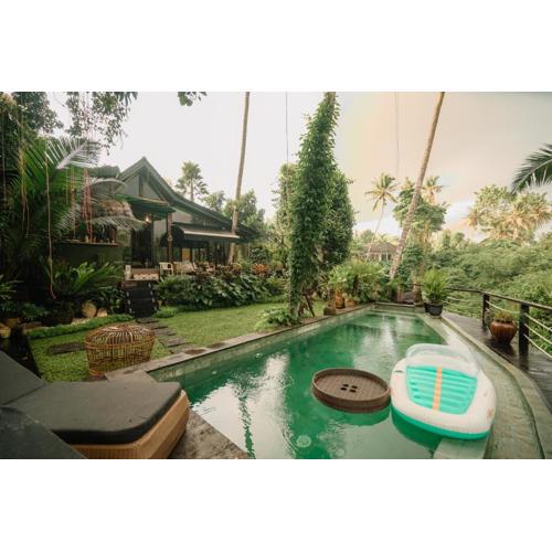 Tropical Kasbah with Riverside View - Beji Mas, Ubud