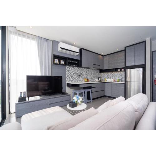 Tropical & Relaxing Stay at Tropics Kamala Suite CTG L304, Top Amenities, close to FantaSea and Café Del Mar Beach Club