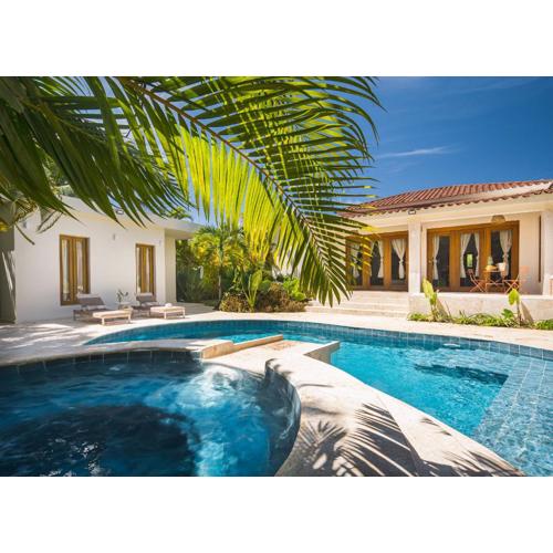 Tropical Roga Villa with Private Pool