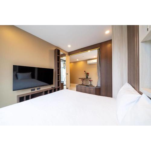 Tropical Stay at Apartment B603 in VV Patong