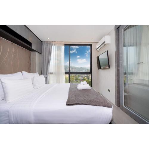 Tropics Kamala Hill View Suite CTG P614, near Beach and Fantasea