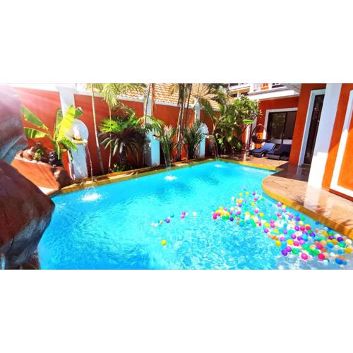 TUCHELAND Luxury Pool Villa Pattaya Walking Street 7 Bedrooms