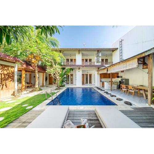 Tuluscoliving Villa Legian 4 Bedrooms and 4 Bathroom