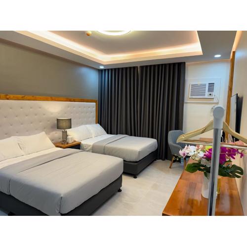 Twin Hearts Residences - RMB Suite Room 217