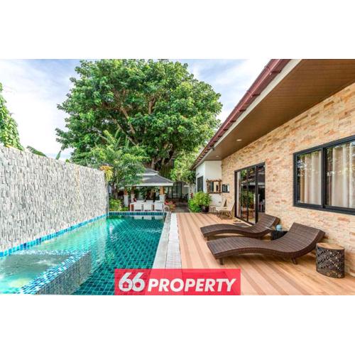 Twin Peaks Villa near Shopping Hub