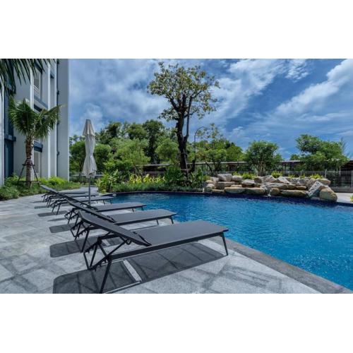 Two Flamingo Apartment 1