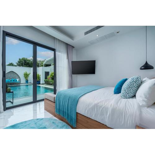 Two Flamingo Villa 1