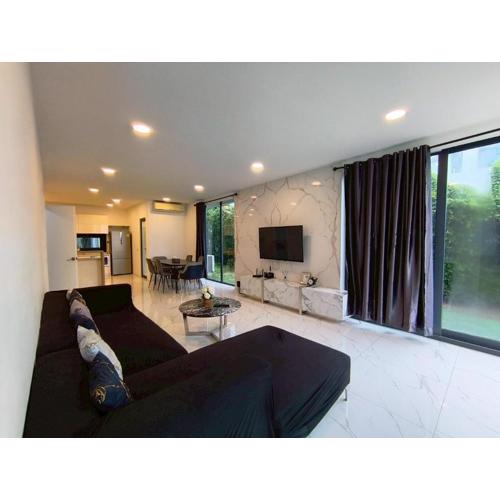 TYb03 芭提雅北歐風格三臥室別墅