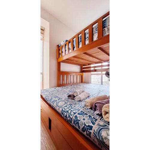 U607 Sunshine100 Netflix 65InchesTV Wifi Karaoke Swimming Pool