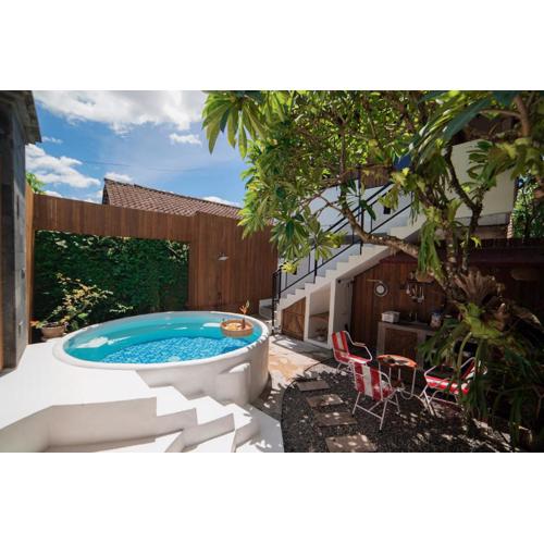 Ubu Villa Ndalem Etnik at Yogyakarta City Center