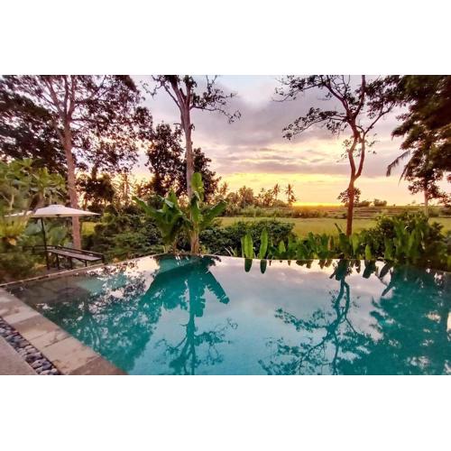 Ubud 3-bedrooms with sunset view