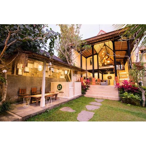 Ubud Tropical