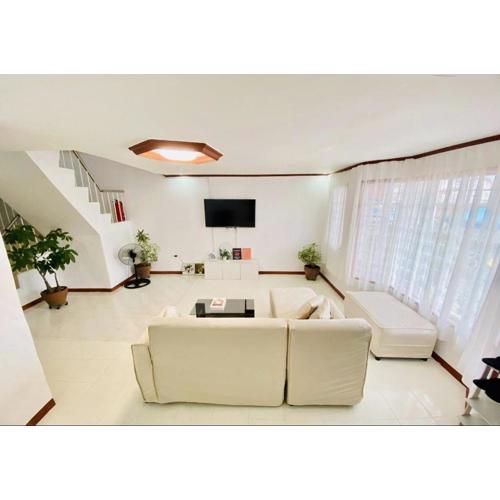Udes Spacious Home