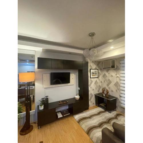 Uli-Anan Avida TOWER 1 IT PARK 1BR