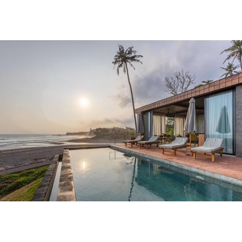 Ultimate Beachfront Villa Cascade Balian