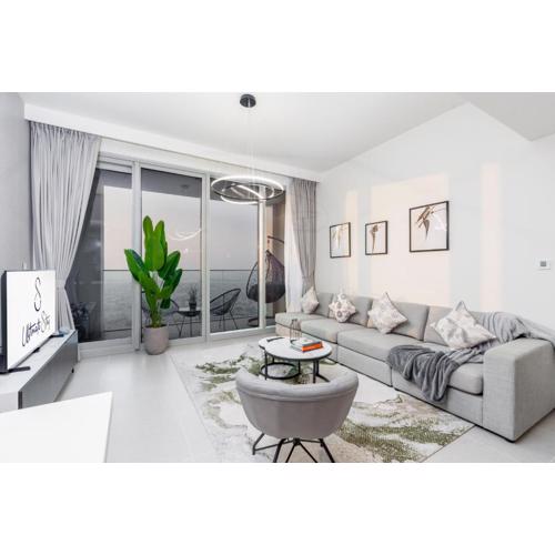 Ultimate Stay / 2 Bedrooms / Sea Views / Downtown