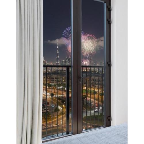 Ultimate Stay Port de La Mer with Burj Khalifa Views from the Bed next to the Beach