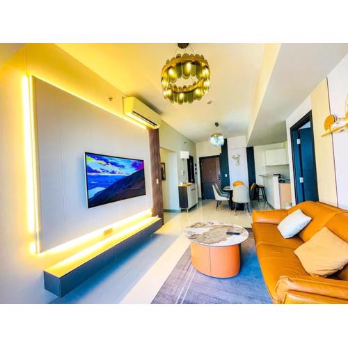 Ultra-Luxury 3BR Penthouse in Uptown BGC