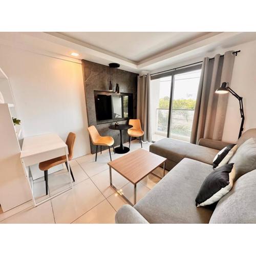 ULTRA MODERN Decorated Studio in Laguna Beach Resort 2.