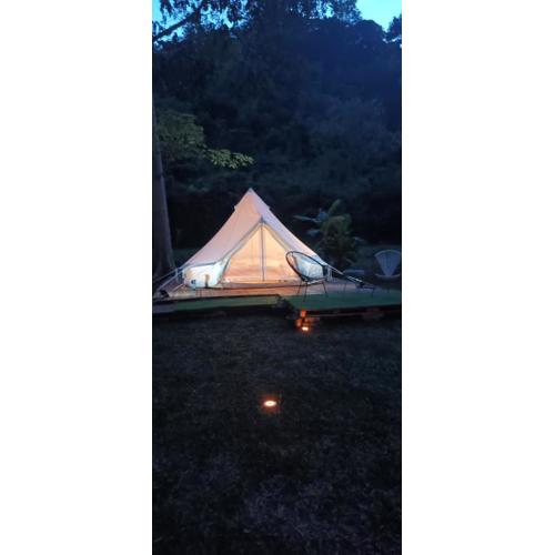 Umarin Glamping Resort Ac tent