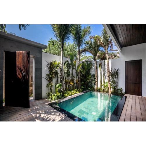 Umayam Luxury Townhouse 4 by Alfred in Bali