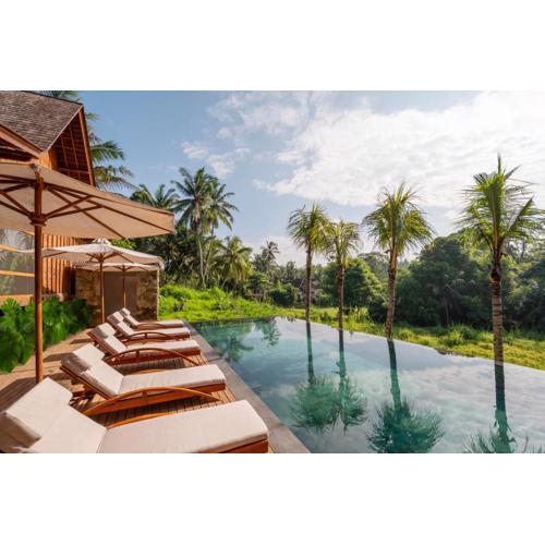 Unagi Wooden Villas by Emana