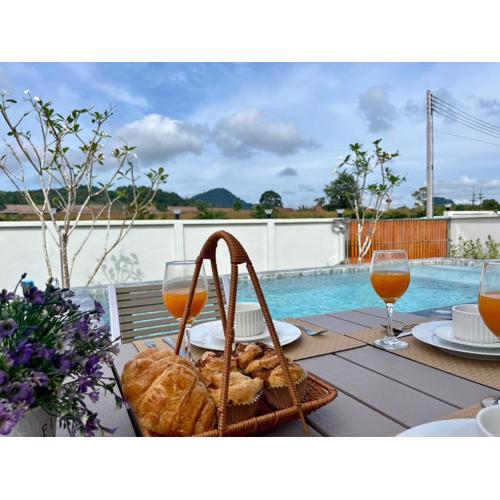 Unchan Liveliness Pool Villa