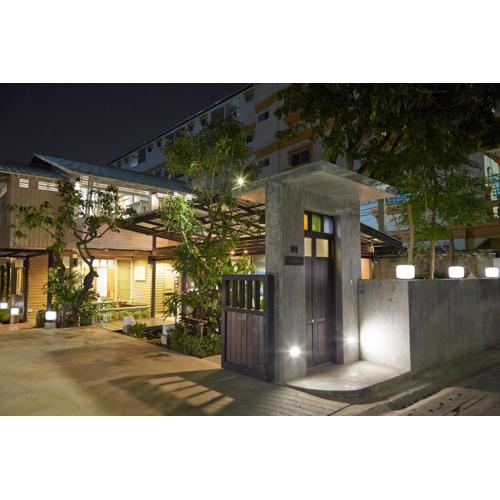 Uncle Loy's Boutique House