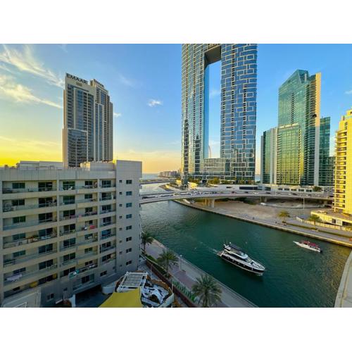 Unforgettable Canal & Sea View in Dubai Marina