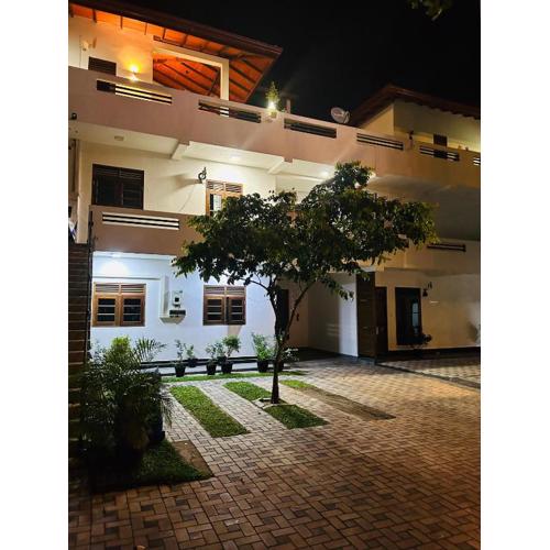 unic residence & Hostel