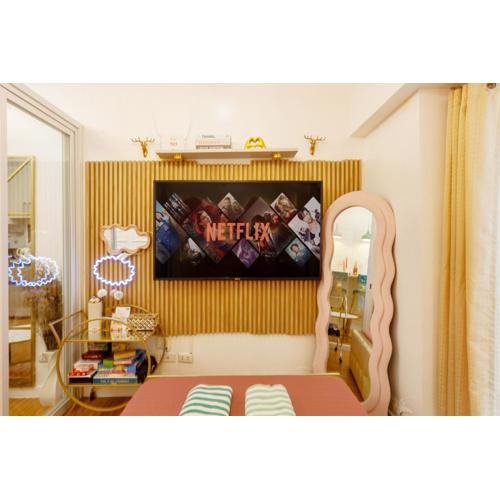 Unique Chiq and comfy place with board games, Quezon City