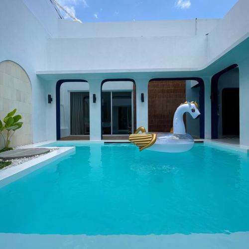 Unique Private Villa - fulton Avenue