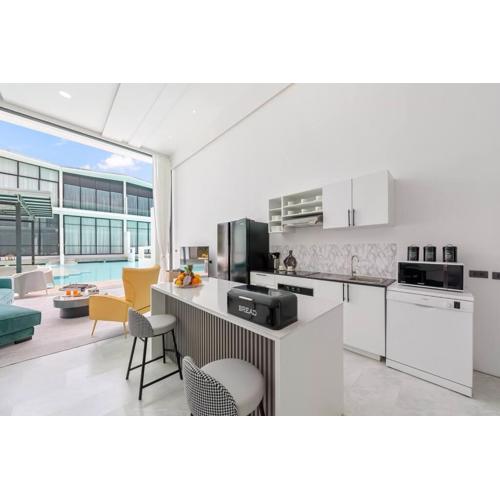 Unique Townhouse Pool Slide Access