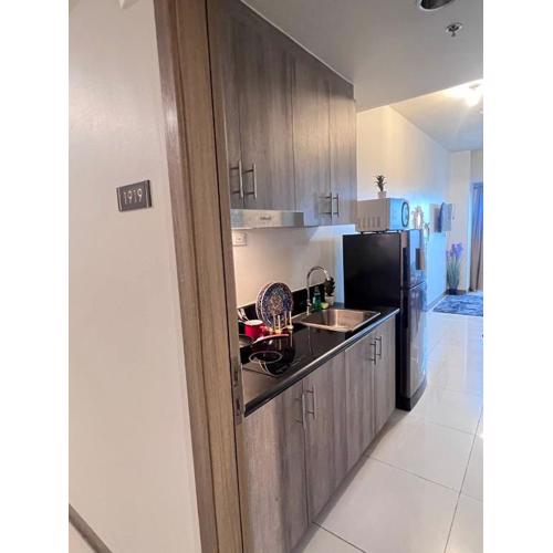 UNISTAY Coast Res R19 w Bal Sunset Vw Worldtrade